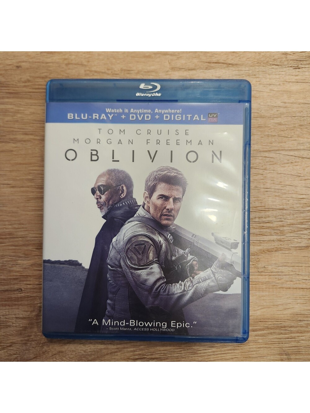 Oblivion (Blu-ray & DVD)